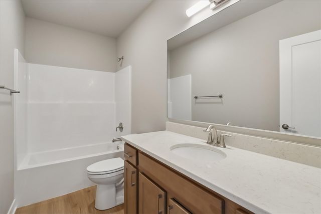 1015 Highland Trail, Solon, IA 52333