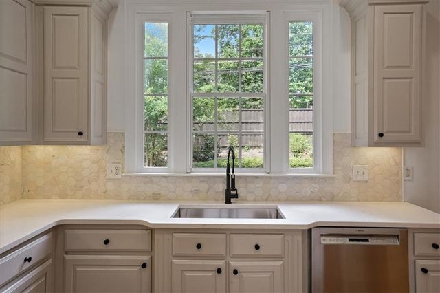 2797 Payton Oaks Drive NE, Atlanta, GA 30345