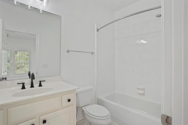 2797 Payton Oaks Drive NE, Atlanta, GA 30345
