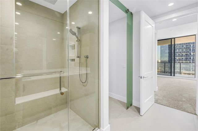 275 1ST AVE S 1608, St Petersburg, FL 33701