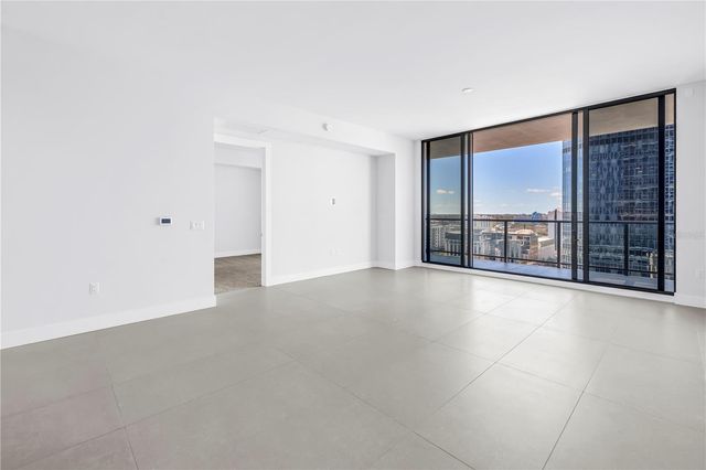 275 1ST AVE S 1608, St Petersburg, FL 33701