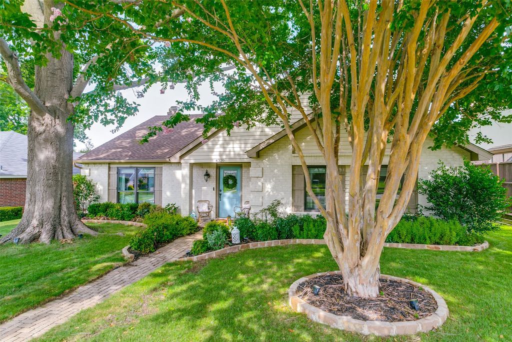4320 Hillshire Court, Flower Mound, TX 75028 — photo 2