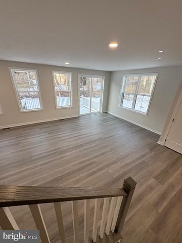 204 DECLAN CT, Downingtown, PA 19335