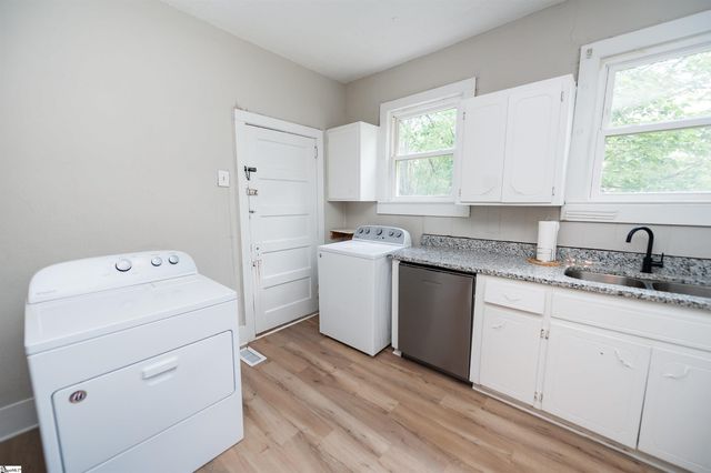 14 Damson Street, Spartanburg, SC 29303