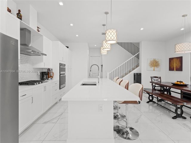 4388 NW 81st Avenue 4388, Doral, FL 33166