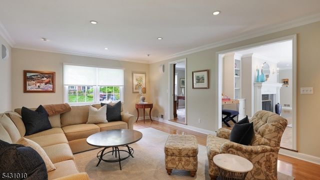1091 Minisink Way, Westfield Town, NJ 07090