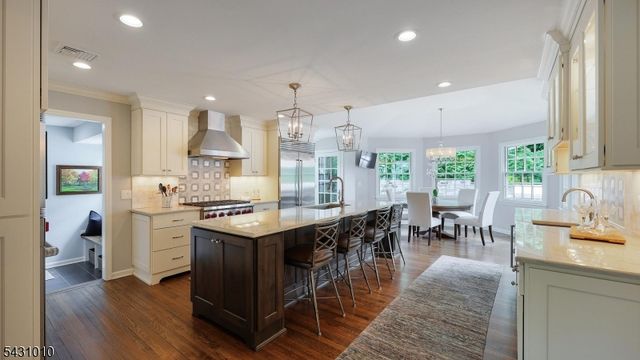 1091 Minisink Way, Westfield Town, NJ 07090