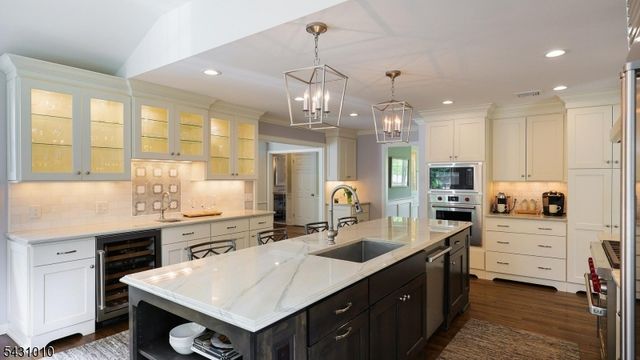 1091 Minisink Way, Westfield Town, NJ 07090