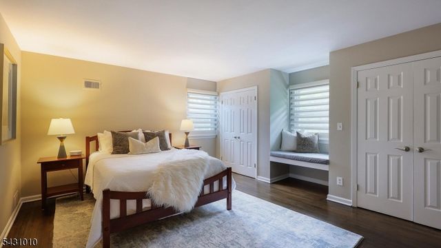 1091 Minisink Way, Westfield Town, NJ 07090