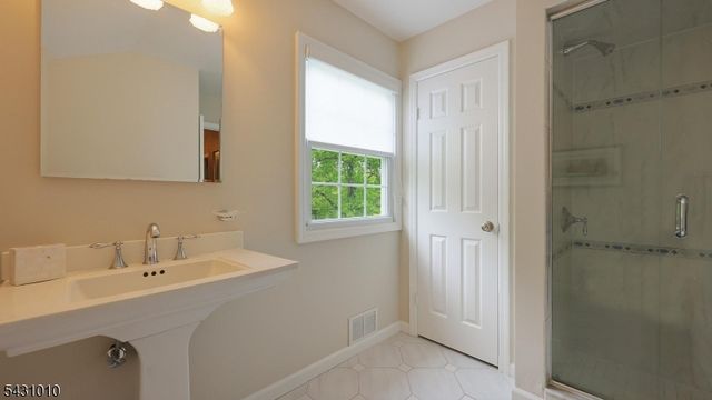 1091 Minisink Way, Westfield Town, NJ 07090