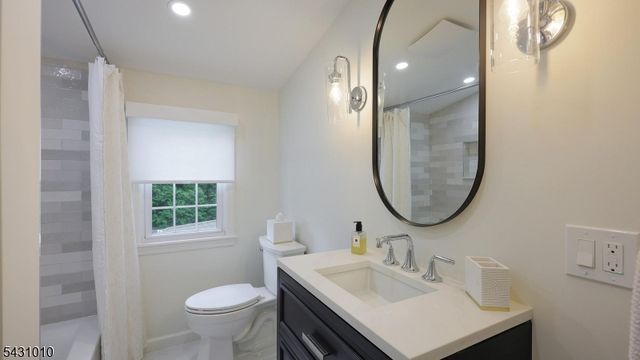 1091 Minisink Way, Westfield Town, NJ 07090