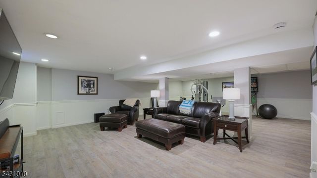 1091 Minisink Way, Westfield Town, NJ 07090
