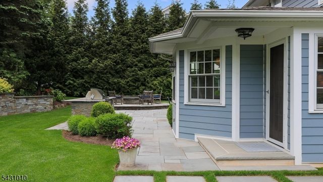 1091 Minisink Way, Westfield Town, NJ 07090