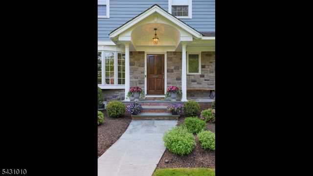 1091 Minisink Way, Westfield Town, NJ 07090