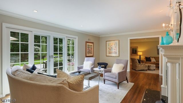 1091 Minisink Way, Westfield Town, NJ 07090