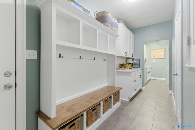 3000 Hampton Cove Way SE, Owens Cross Roads, AL 35763