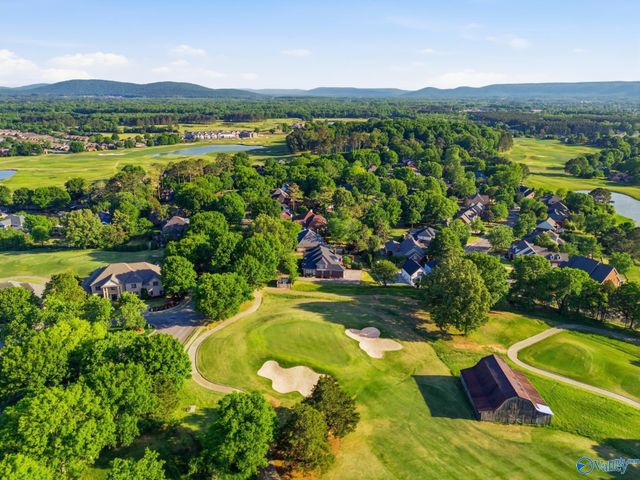 3000 Hampton Cove Way SE, Owens Cross Roads, AL 35763