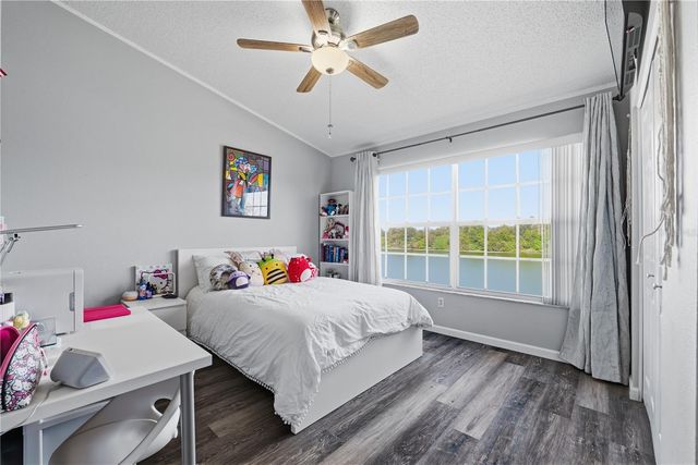 429 KENSINGTON LAKE CIRCLE, Brandon, FL 33511