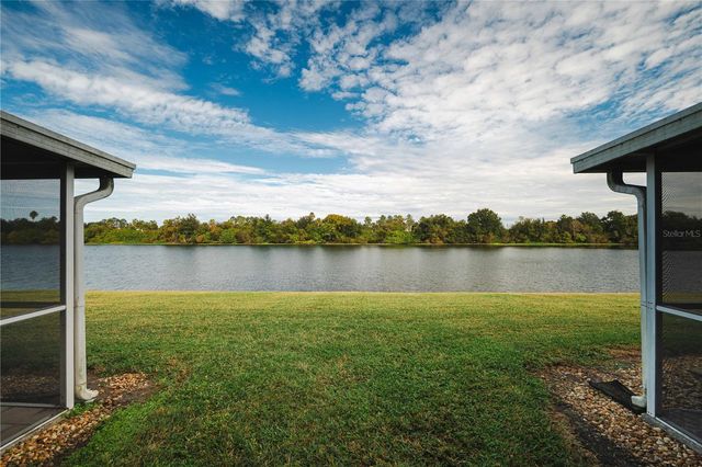 429 KENSINGTON LAKE CIRCLE, Brandon, FL 33511