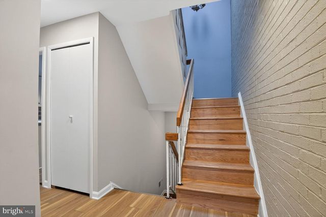 2874 SUTTON OAKS LN, Vienna, VA 22181