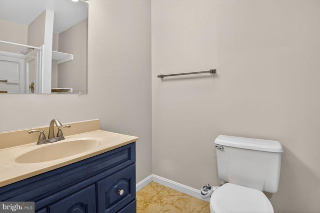 2874 SUTTON OAKS LN, Vienna, VA 22181