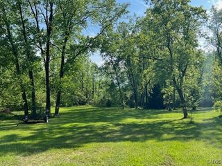 8130 State Route 69, Whitestown, NY 13424