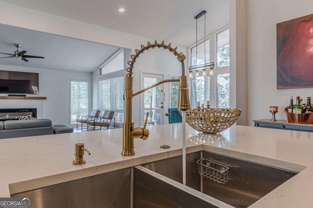 4086 Essex Drive, Villa Rica, GA 30180