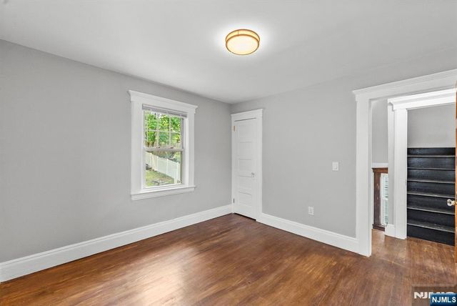 27 8th Street, Ridgefield Park, NJ 07660