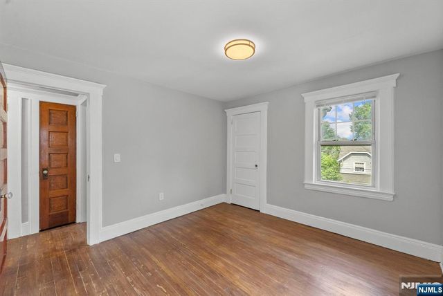 27 8th Street, Ridgefield Park, NJ 07660