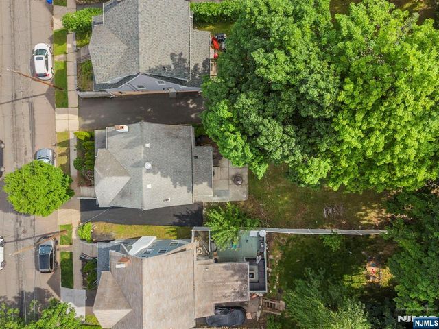 27 8th Street, Ridgefield Park, NJ 07660