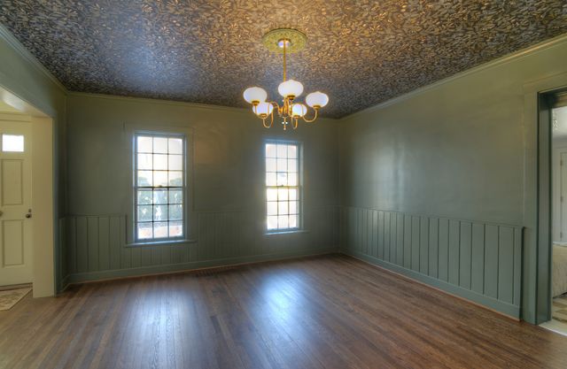 370 S Oriole Trail, Crystal Lake, IL 60014