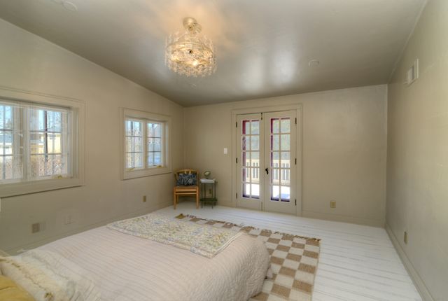 370 S Oriole Trail, Crystal Lake, IL 60014