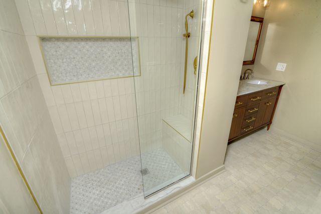 370 S Oriole Trail, Crystal Lake, IL 60014