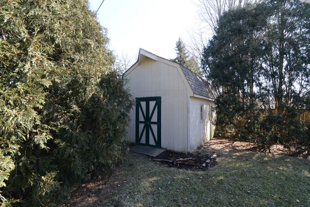 370 S Oriole Trail, Crystal Lake, IL 60014