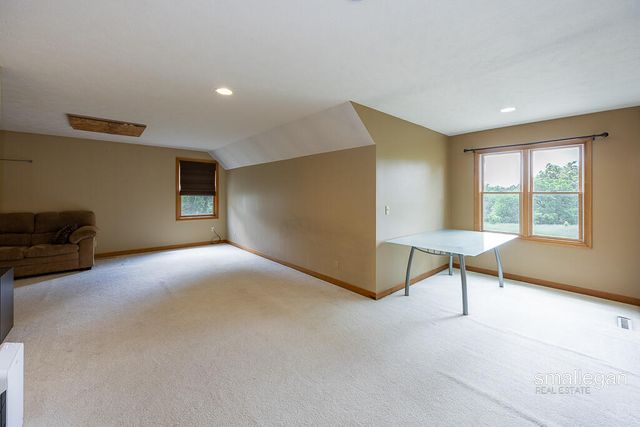 3192 W Sisson Road, Freeport, MI 49325