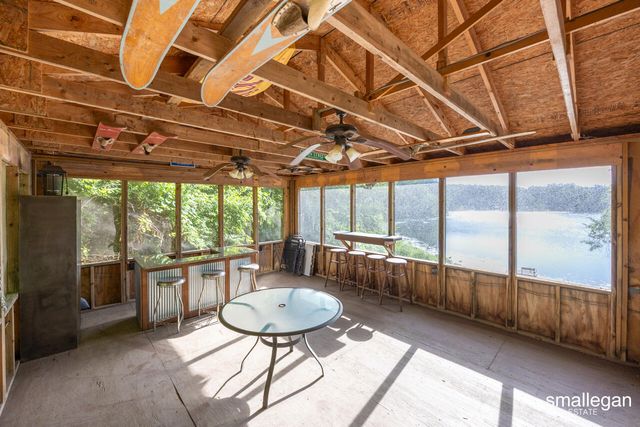 3192 W Sisson Road, Freeport, MI 49325