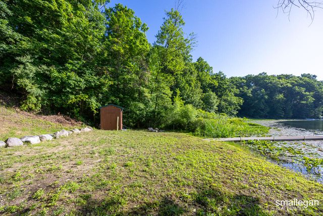 3192 W Sisson Road, Freeport, MI 49325