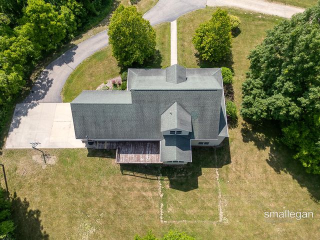3192 W Sisson Road, Freeport, MI 49325