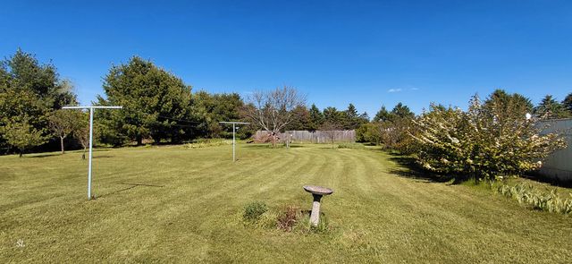52821 County Road 657, Antwerp Twp, MI 49079