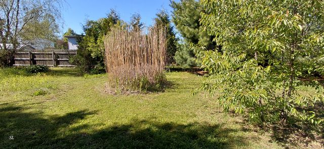 52821 County Road 657, Antwerp Twp, MI 49079