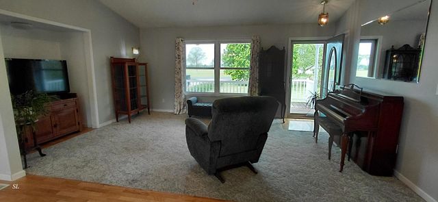 52821 County Road 657, Antwerp Twp, MI 49079