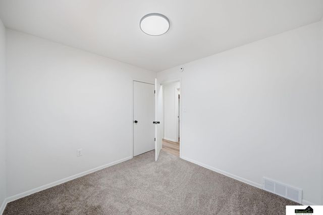 1025 Longwood Drive, Crete, NE 68333