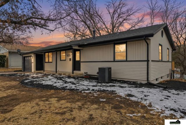 1025 Longwood Drive, Crete, NE 68333