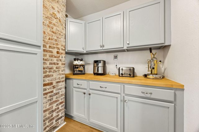 1257 DONALD Street, Jacksonville, FL 32205