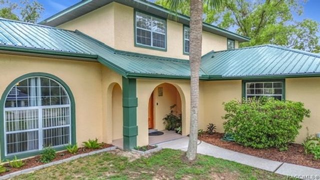 3050 W Blossom Drive, Beverly Hills, FL 34465