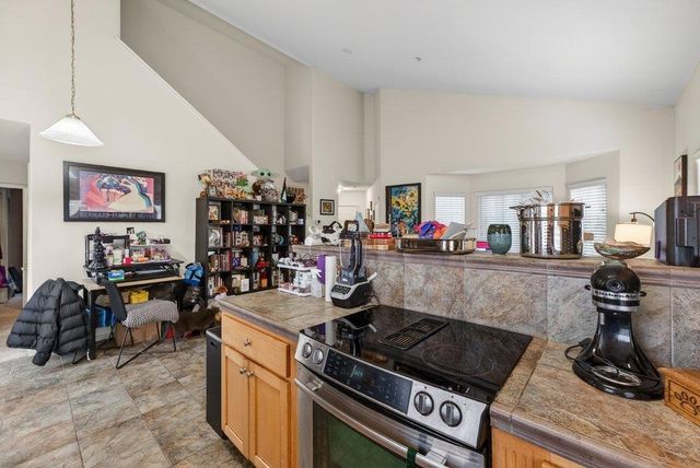 Hunolt Street, Santa Cruz, CA 95060