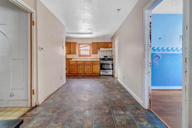 1323 Catherine Avenue, Muskegon, MI 49442