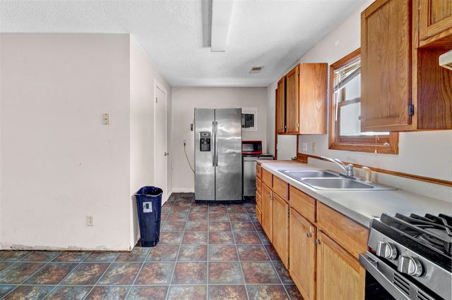 1323 Catherine Avenue, Muskegon, MI 49442