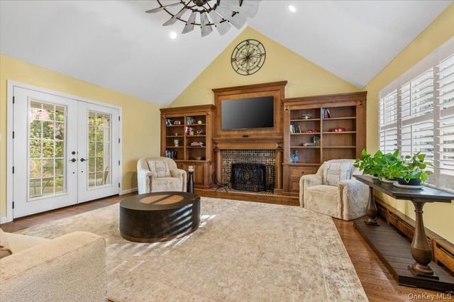 6 Maureen Drive, Mount Sinai, NY 11766