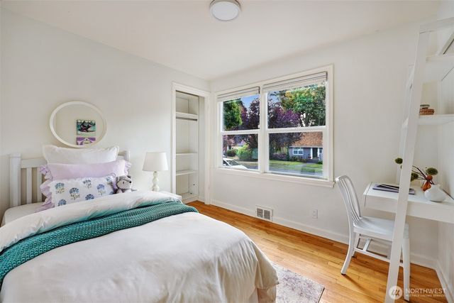 8044 38th Avenue NE, Seattle, WA 98115